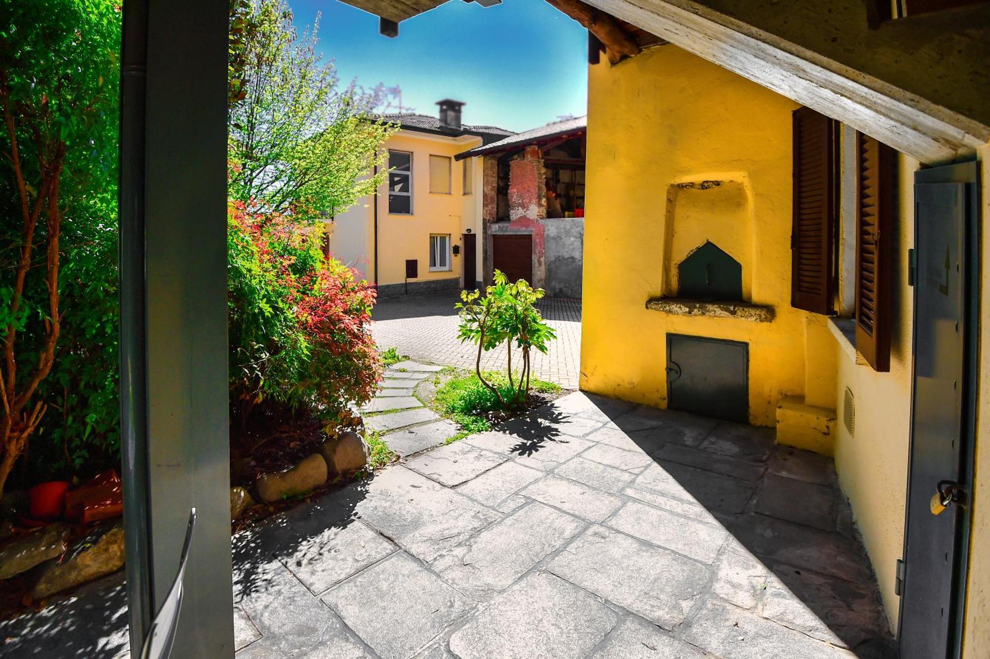 La Casa Dei Laghi 2 Comabbio Monate Maggiore Orta Mercallo Exterior foto